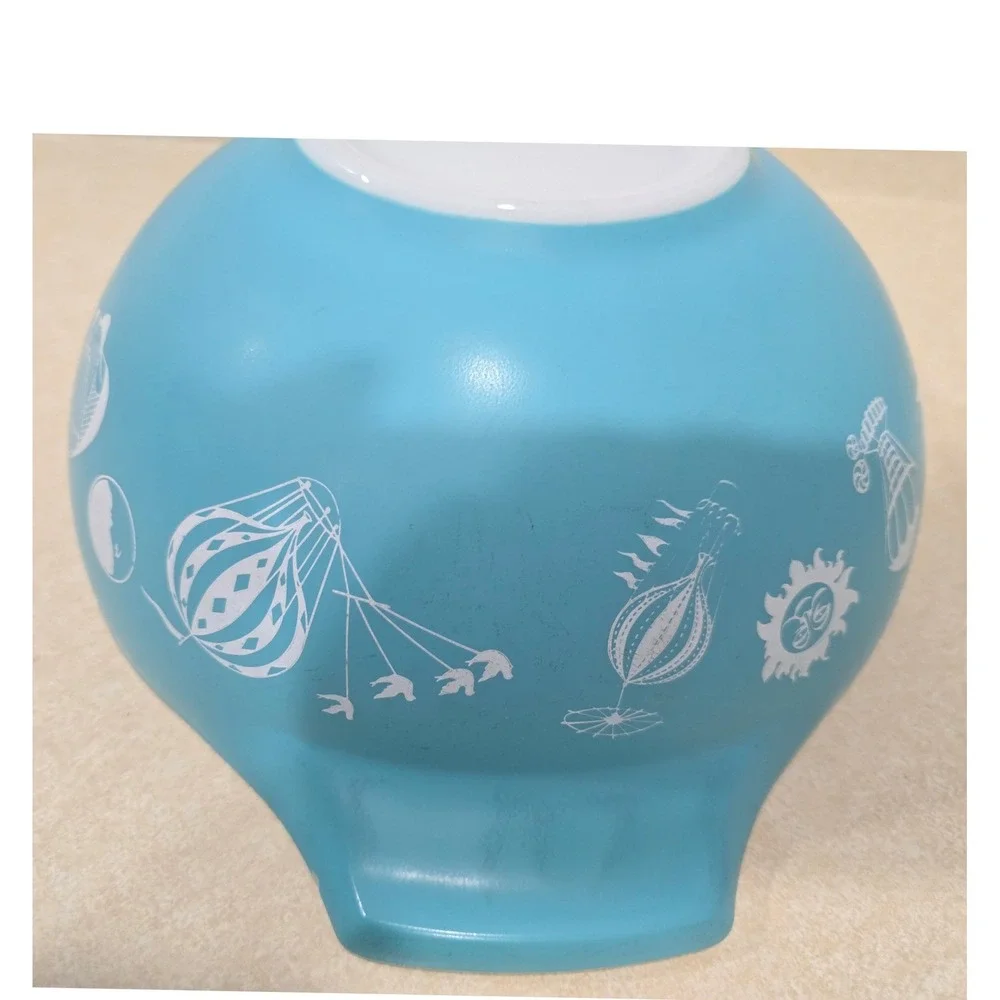Vintage 1958 Pyrex Balloons #444 Cinderella Mixing Bowl - Turquoise 4 Qt Promo